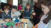 Quinze nens i nenes han participat en el taller de tardor de l’Arborètum