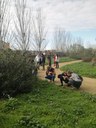 Tècnics/ques i professors d’un curs de l’ETSEA visiten l’Arborètum per dur a terme una activitat pràctica 